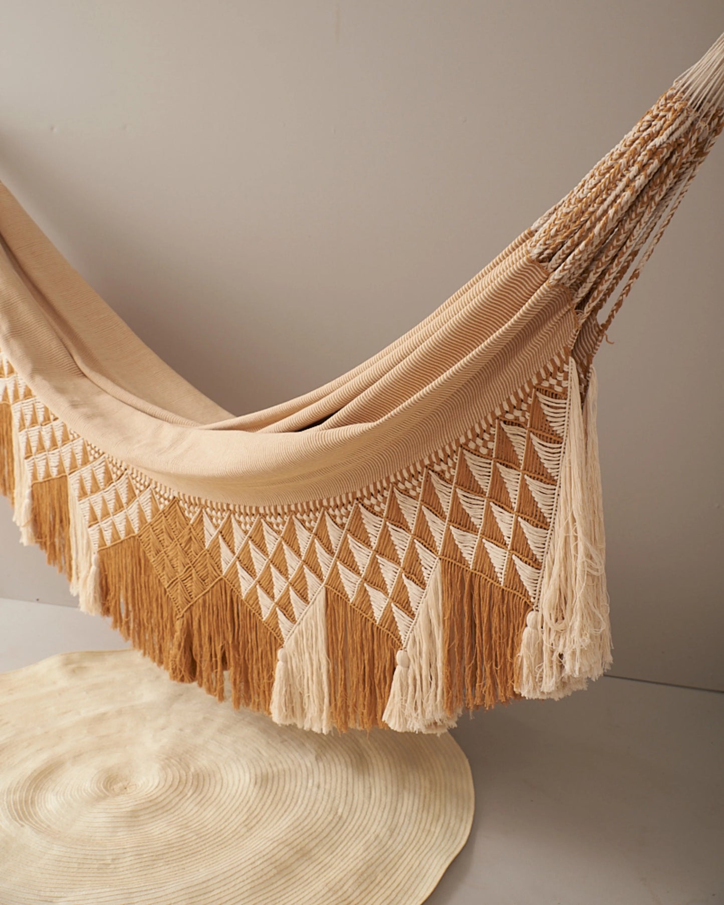 HAMACA ORO - BEIGE MACRAMÈ