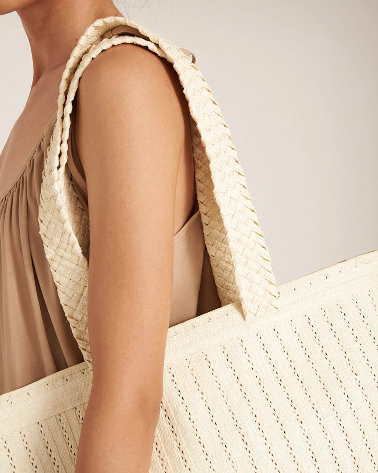 CARTERA M CALADA